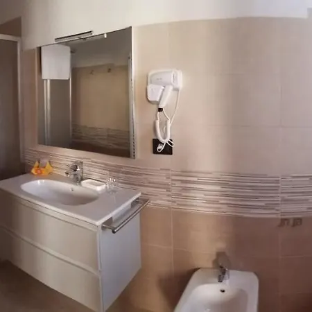 La Dea Lumaca לינה וארוחת בוקר