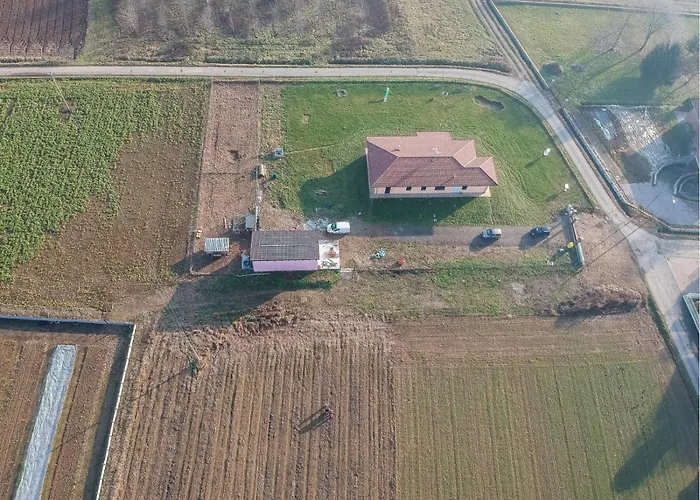 La Dea Lumaca Couette-café Villareggia